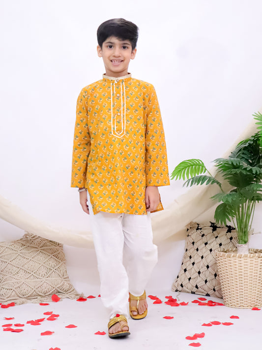 Utsav Jaipuri Printed Boys Kurta Pajama Set